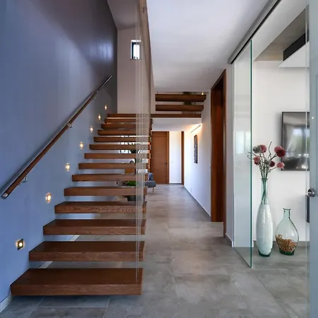Martincic - 5 Stars Luxury With Pool Heating On 4000m2 ヴィラ