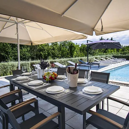 Martincic - 5 Stars Luxury With Pool Heating On 4000m2 Rakalj